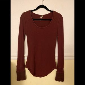 Long sleeve tee